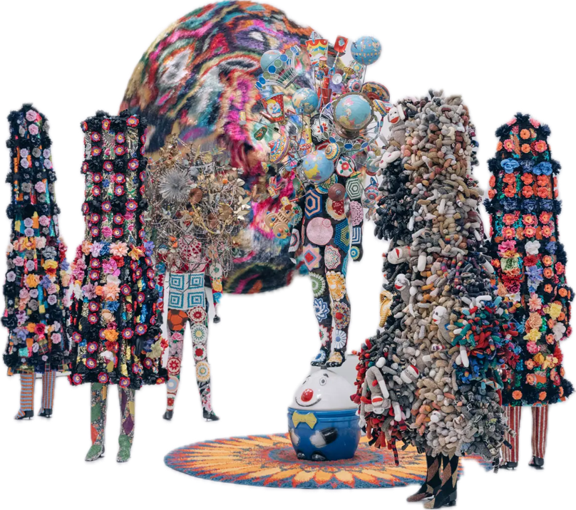 A group of people wearing dresses

Description automatically generated