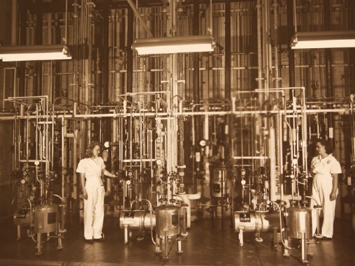 Workers at Y-12