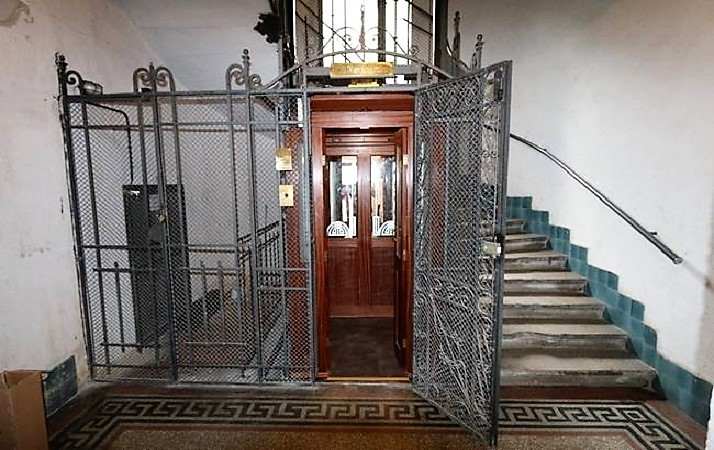 Image result for ascensori di alberghi