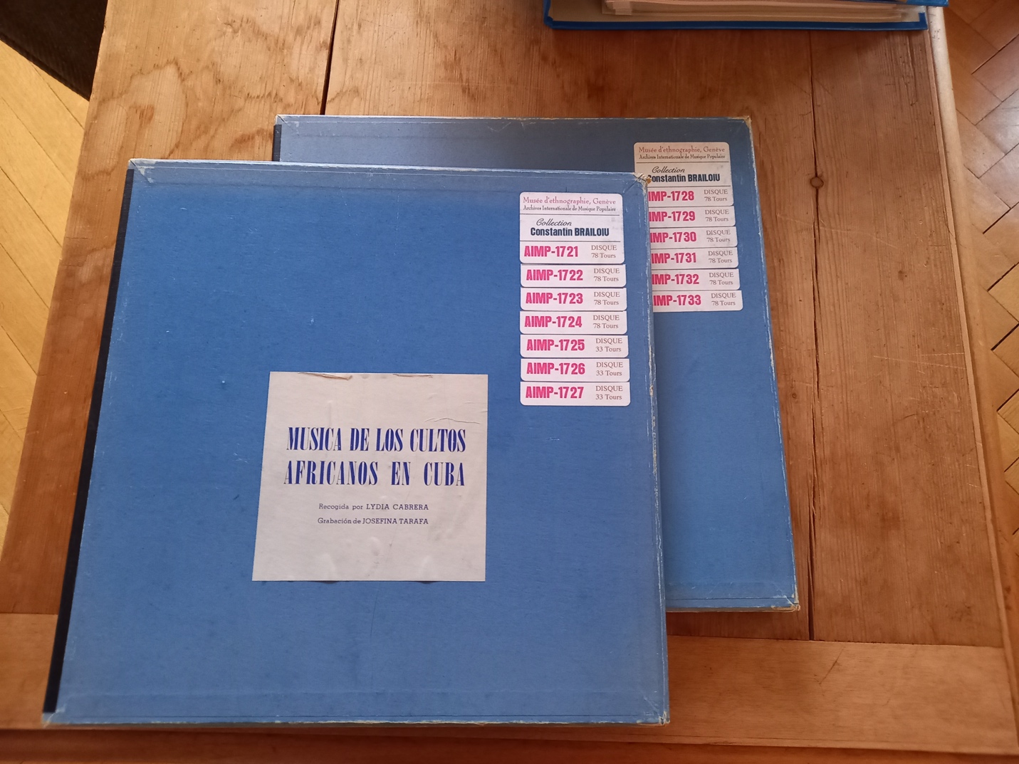 Boxes for the original edition of LP discs and liner notes in the Música de los cultos collection archived at the Musée d’ethnographie de Genève. Special thanks to Madeleine Leclair.